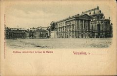 CPA Versailles Chateau aile droite et la cour de marbre 