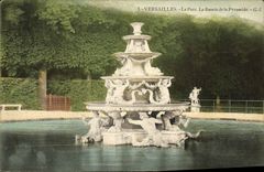 CPA Versailles Le Parc Le Bassin de la Pyramide