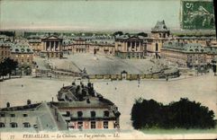 CPA Versailles Le Chateau Vue Generale