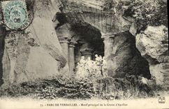 Razón principal del parque de Versalles de la POSTAL de la VENDIMIA de la cueva de Apolo
