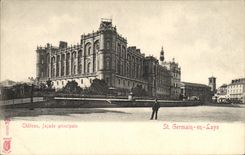 CPA Saint Germain En Laye Le Chateau Facade principale