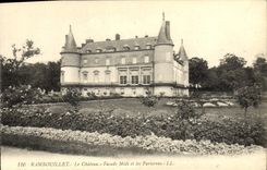 CPA Rambouillet Le Chateau Facade midi et les parterres