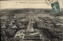 CPA Versailles Vue Generale Du Parc Et Du Chateau