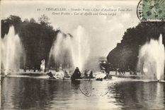 CPA Versailles Grandes Eaux Char d'apollon et tapis vert 