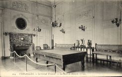 POSTAL Versalles Trianon grande de la VENDIMIA el cuarto de billares