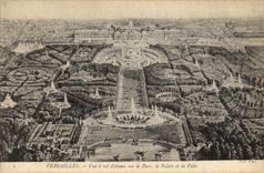 CPA Versailles Vue A Vol D'Oiseau Sur Le Parc Le Palais Et La Ville