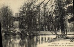 Jardín de Versalles de la POSTAL de la VENDIMIA de pequeño Trianon el Hamlet la charca y la torre de Marlborough