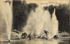 Agua grande de Versalles de la POSTAL de la VENDIMIA el embourbe del tanque