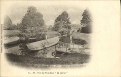 VINTAGE POSTCARD Port Of the Sharp Water the Greyhound