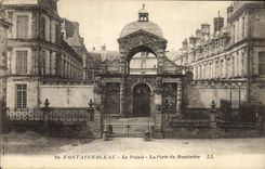 CPA Fontainebleau Le Palais La Porte Du Baptistere