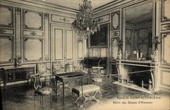 VINTAGE POSTCARD Palate De Fontainbleau Living room Of the Lady-in-waitings
