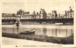 CPA Fontainebleau Le Chateau et le bassin du Tibre