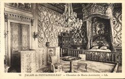 VINTAGE POSTCARD Palate De Fontainebleau Room Of Marie Antoinette