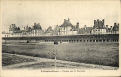 VINTAGE POSTCARD Fontainebleau Frontage On the Floor