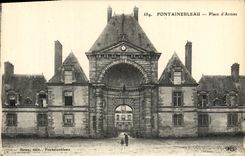 CPA Fontainebleau Place d'armes