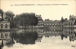 CPA Palais De Fontainebleau L'Etang Aux Carpes Et le pavillon de l'Empereur