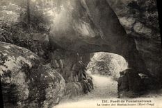 CPA Foret De Fontainebleau La Grotte Des Montussiennes Mont Ussy
