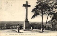 CPA Fontainebleau La Foret Le Calvaire