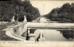 CPA Fontainebleau Le Canal Pris Des Cascades
