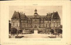 VINTAGE POSTCARD Melun Castle Of Be worth the Viscount Principal Frontage Main staircase