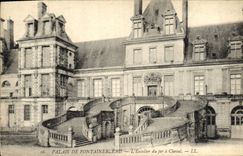CPA Palais De Fontainebleau L'Escalier du Fer a Cheval