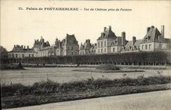 VINTAGE POSTCARD Palate De Fontainebleau Seen U Castle Taken Of the Floor
