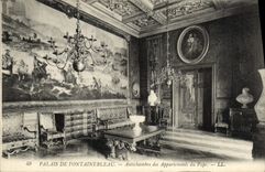 VINTAGE POSTCARD Palate De Fontainebleau Anteroom Of Apparlements Of the Pope