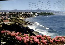 CPM Bidart La Plage dans le fond les montagnes espagnoles et les trois couronnes