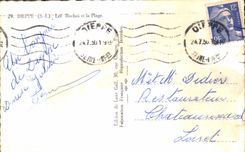 POSTAL MODERNA rocas de Dieppe y la playa