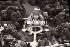 MODERN CARD Chateaurenard Castle Of the Mound Seen Air