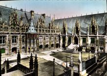 CPM Rouen Le Palais De Justice Ensemble Vu De La Rue Aux Juifs