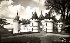 CPM Chaumont Facade Du Chateau Sur Le Parc