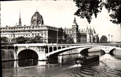 CPM Paris Et Ses Merveilles La Seine Le Pont Notre Dame Et Le Palais De Justice