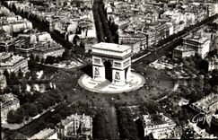POSTAL MODERNA en plano en París el lugar y Arc de Triomphe Etoile a la derecha la avenida del Champs Elysées