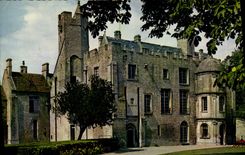 CPM En Normandie Le Chateau De Creully