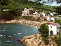 CPM Tamariu Costa Brava Vista Parcial y Acantilado 