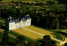 CPM Les Merveilles Du Val e Loire Cheverny Le Chateau Vu d'Avion