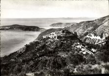 POSTAL MODERNA opinión de Eze y la cornisa media