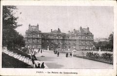 VINTAGE POSTCARD Paris the Palate Of Luexmbourg Automobile Automobiline Publicity