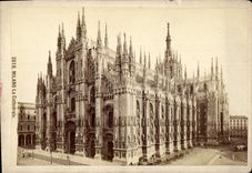 Milano photograph Cattedrale Publicity House Giacomo Borgi Florence Naples