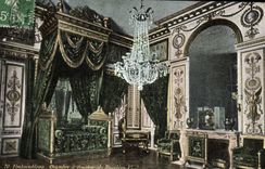 VINTAGE POSTCARD Fontainebleau Room To be slept Of Napoleon 1st