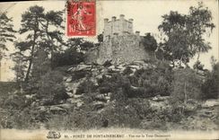 VINTAGE POSTCARD Drill De Fontainebleau Seen On the Denecourt Lathe