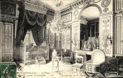 VINTAGE POSTCARD Fontainebleau the Palate Room To sleep Of Napoleon
