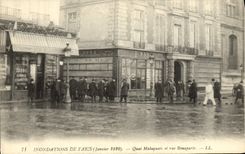 VINTAGE POSTCARD Floods Of Paris Malaquais quay And Rue Bonaparte