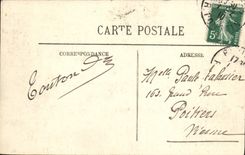 Las inundaciones de la POSTAL de la VENDIMIA del rescate de París de un niño limpian a Quay de las pequeñas torres