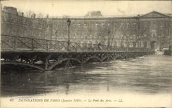 CPA Inondations De Paris Le Pont Des Arts