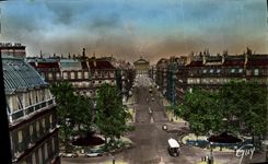 CPM Paris Et Ses Merveilles avenue De l'Opera