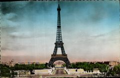 CPM Paris Et Ses Merveilles La Tour Eiffel Vue Du Palais De Chaillot
