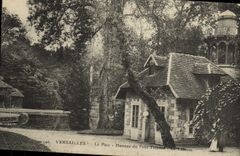 POSTAL Versalles de la VENDIMIA el parque Hamlet de pequeña lechería de Trianon