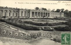 CPA Versailles Palais Du Grand Trianon Facade Sur Les Jardins